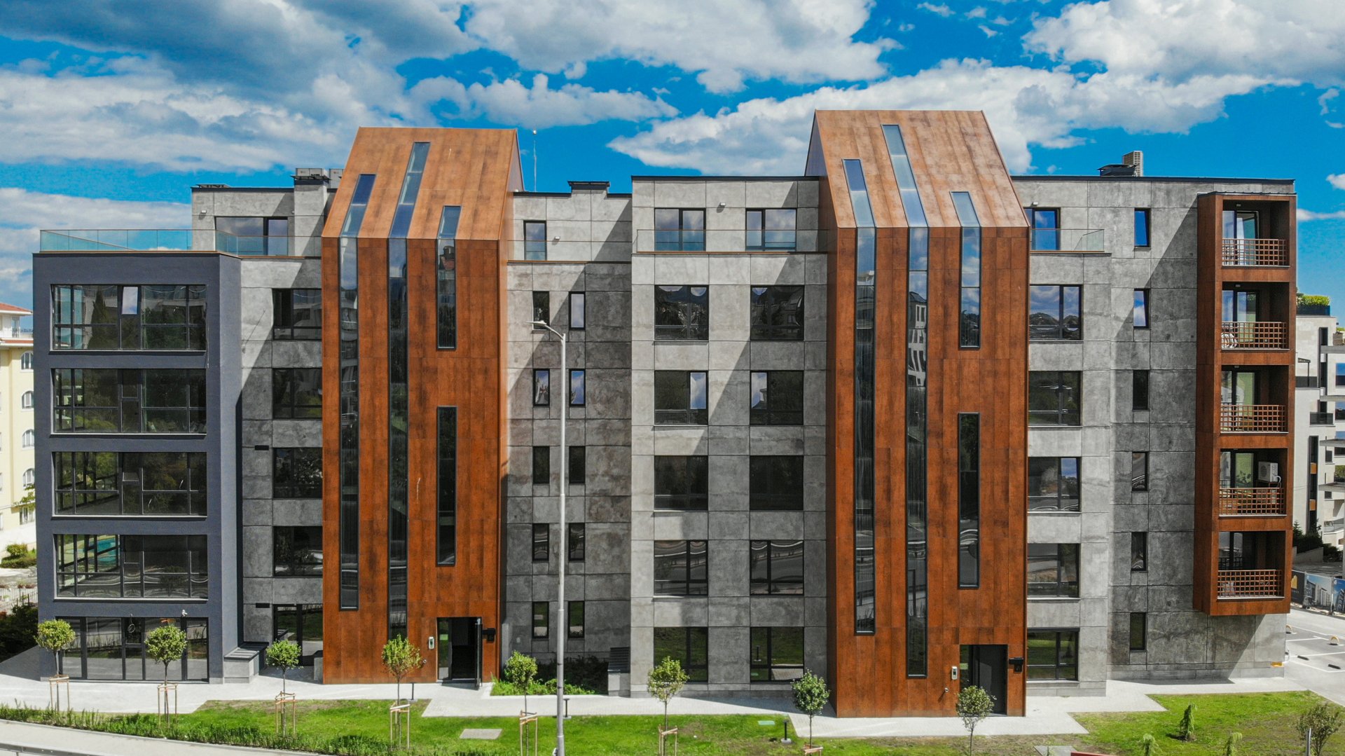 Iron Code — гр. Варна, бул. „Княз Борис I“ №306