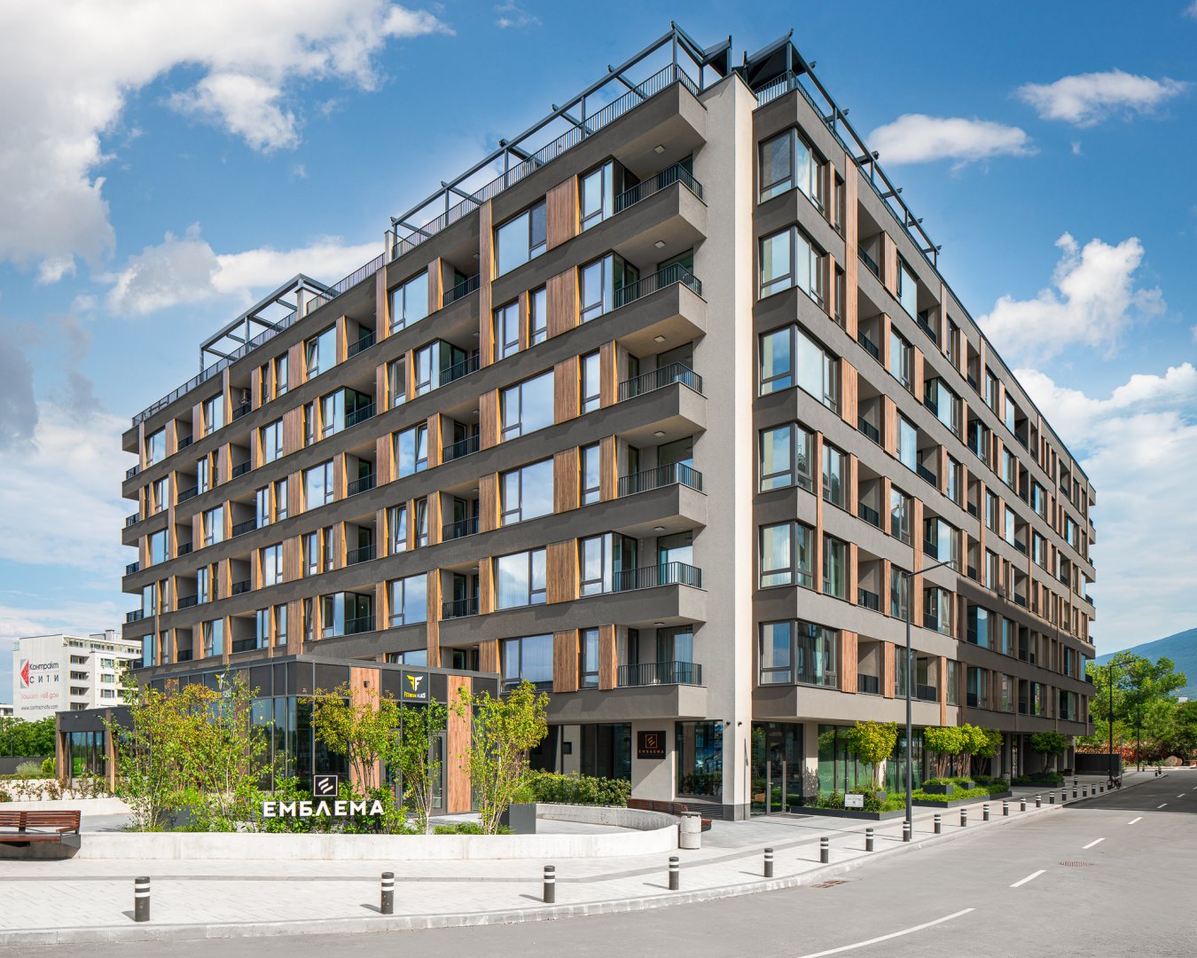 Многофункционална жилищна сграда “Алера“ се намира в гр. София, р-н Овча купел, бл.500.