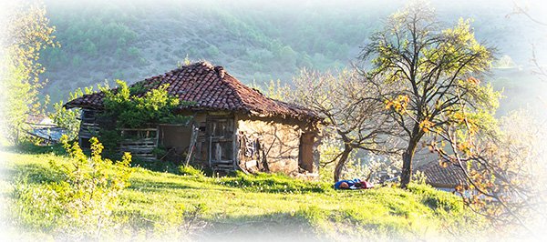 Измазване на кирпичени отвътре стени с продукти Баумит