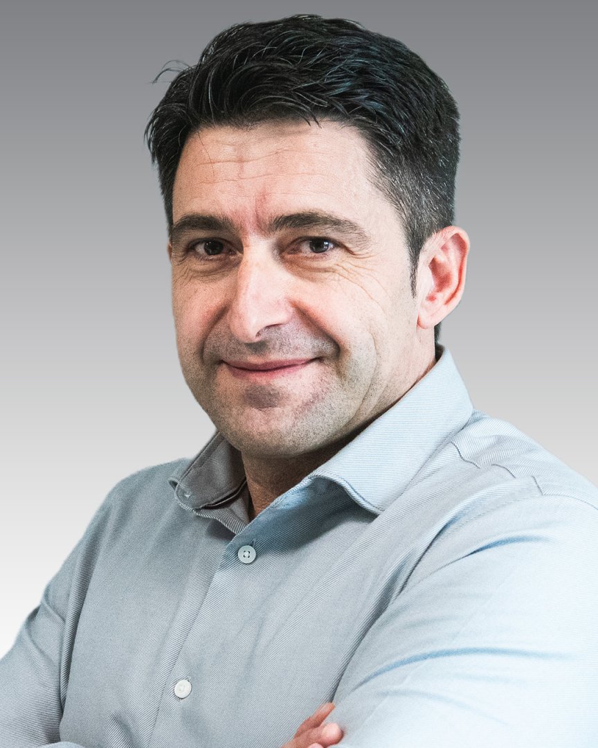 мениджър "Строителни хипермаркети"