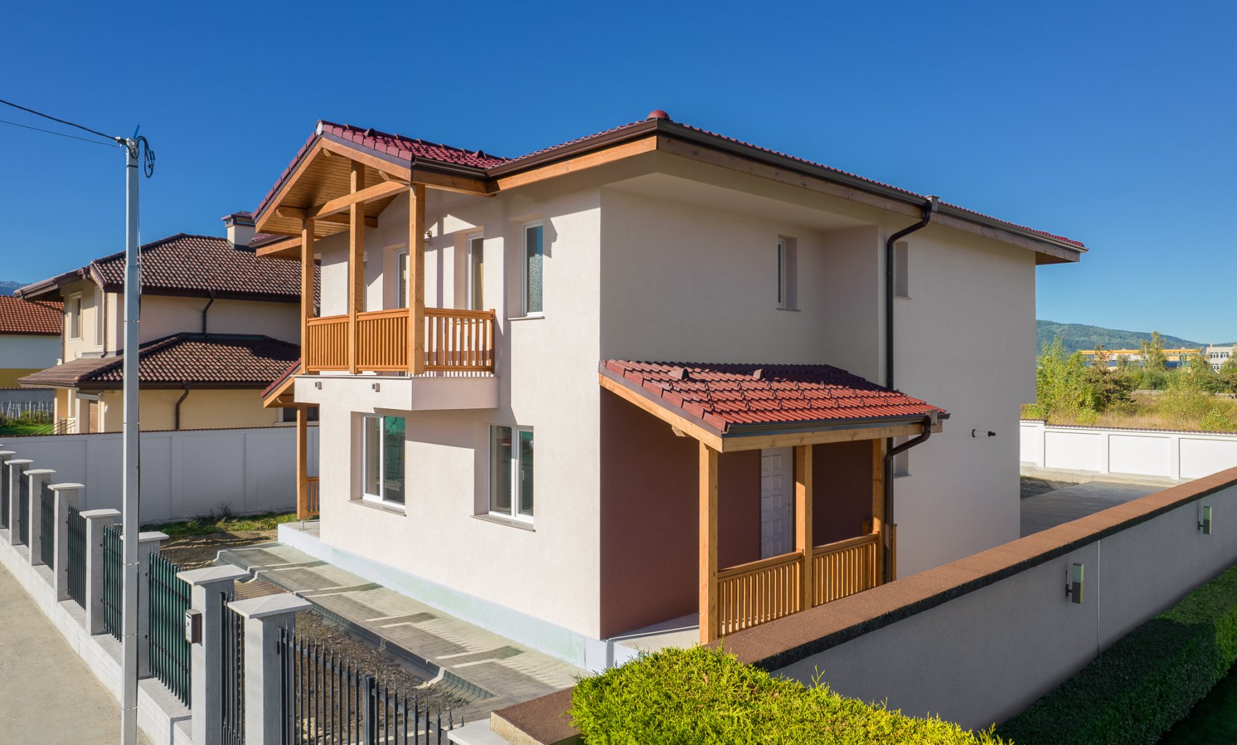 Еднофамилна жилищна сграда в гр. Самоков