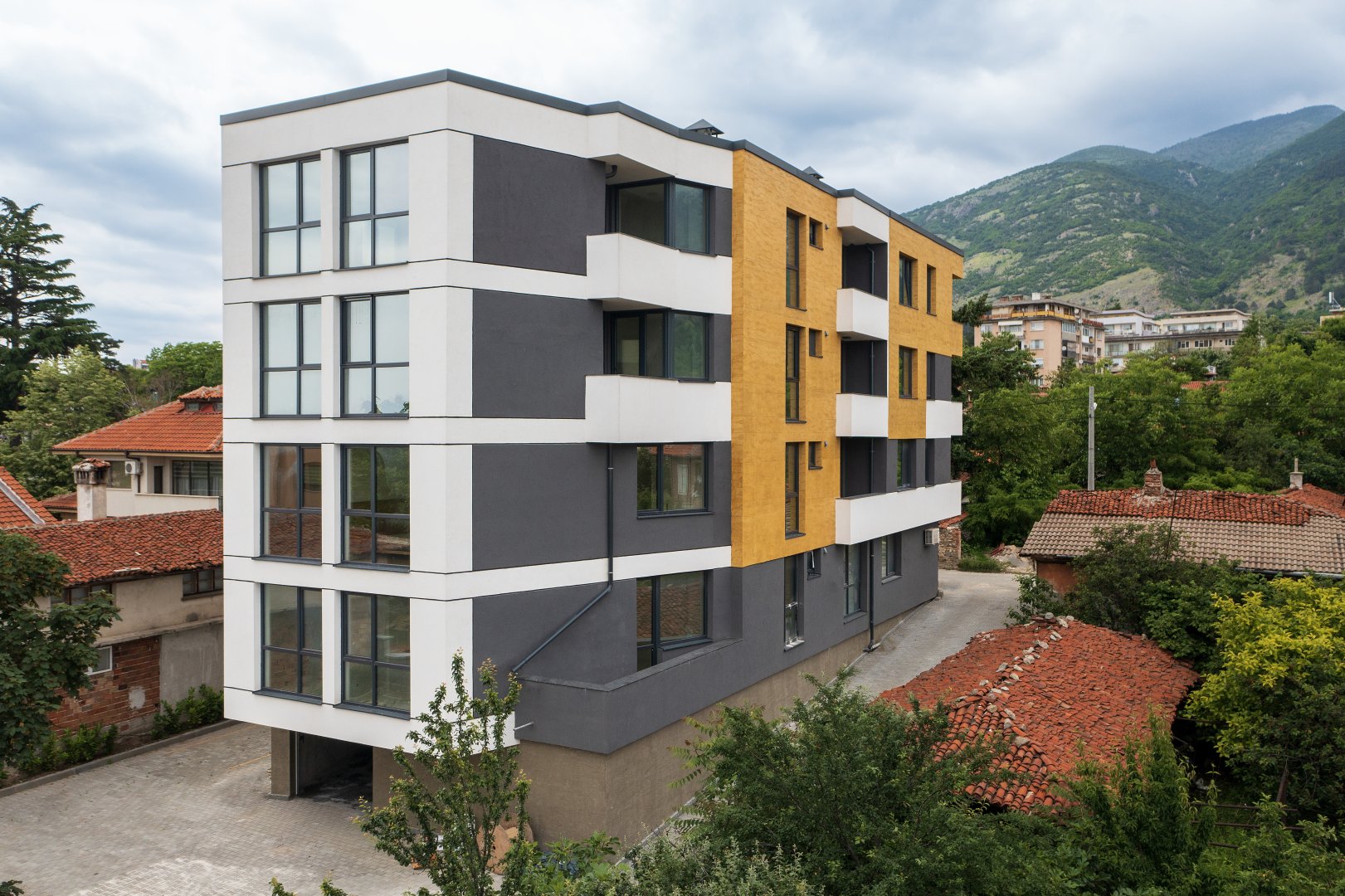 Жилищна сграда Кетер