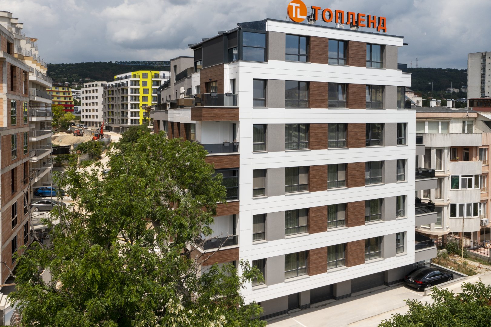 ЖС „Топленд“