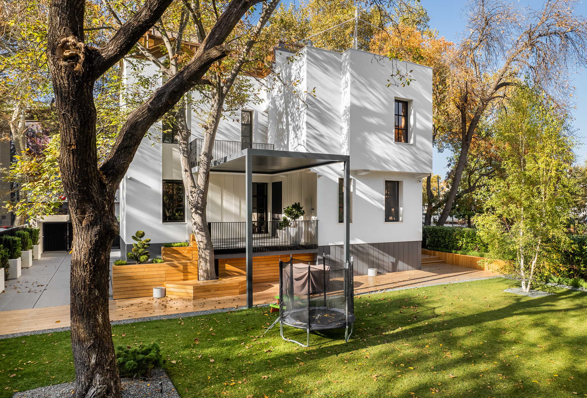 Къща Тракия — гр. Пловдив, ул. Иван Вазов №7