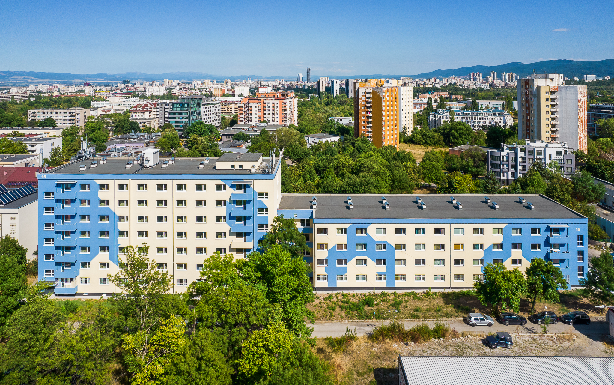 Студентско общежитие блок 15 на НСА "Васил Левски"